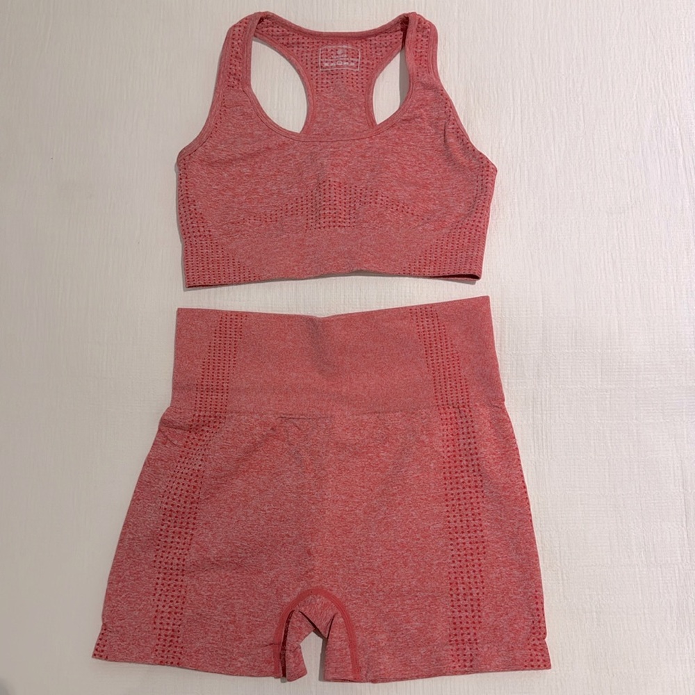Pink workout set